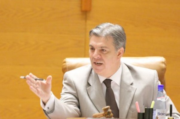 Parlamentarii primesc bani de cazare şi în vacanţa parlamentară